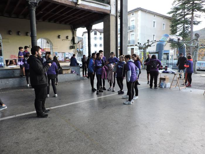 Aldarri ozena genero indarke 19 1511632555653