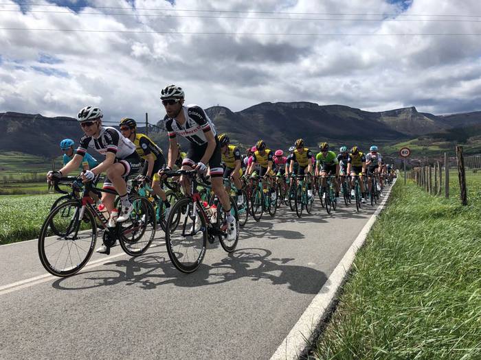 Euskal Herriko itzuliak esku 46 1522855424158