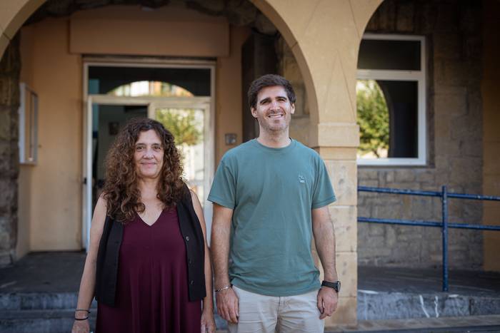 “Eskolarekin ez da nahikoa  euskalduntzea bermatzeko”