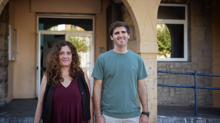 “Eskolarekin ez da nahikoa  euskalduntzea bermatzeko”