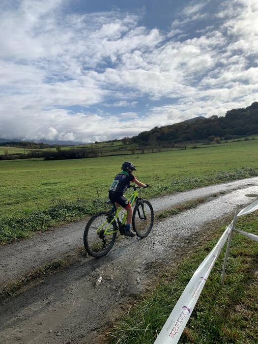 150 gazte inguruk parte hart 8 1762672313739