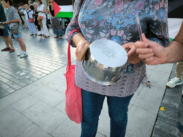 Palestinaren aldeko burrunba 21 1757102612421