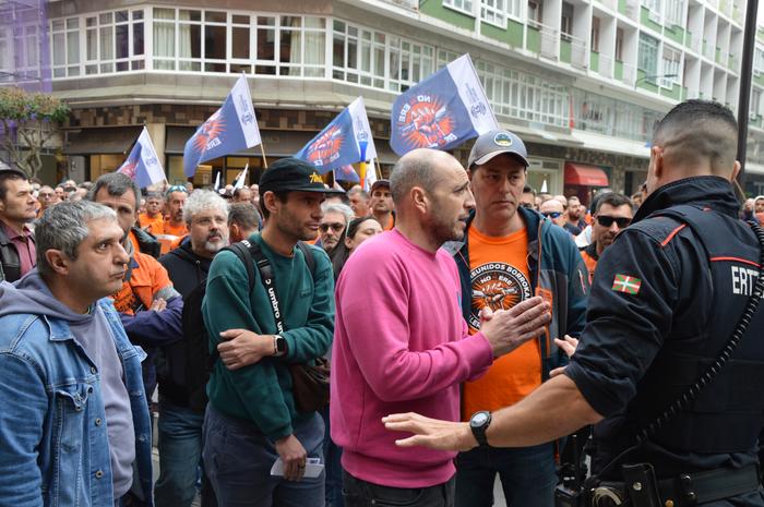 Tubos Reunidoseko bulego nag 16 1772196612472