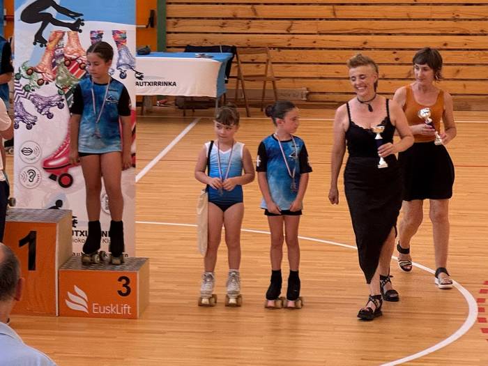 Lagunarteko giroa nagusi Lau 14 1751280233334