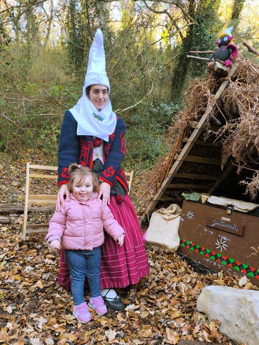 Mari Domingik familia andana 12 1765730466585