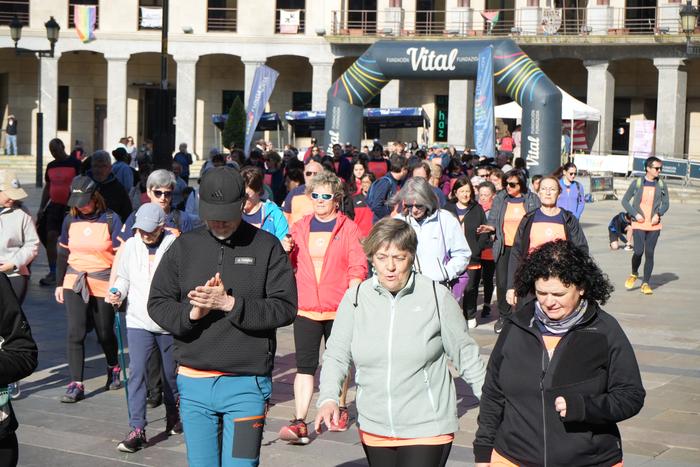 Ehunka lagunek parte hartu d 21 1774179129331