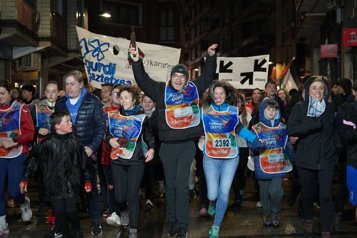 Aldarrikapenez eta pirotekni 183 1774615665926