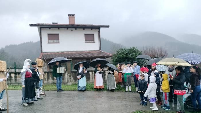 Aretako familia mordoa egon  3 1766616521995