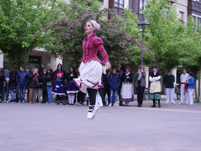 Egunez ere hartu zituzten hi 80 1526230133031