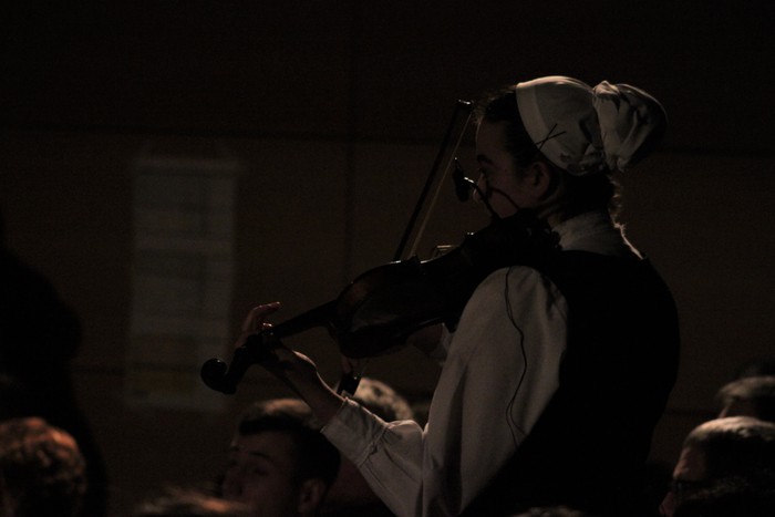 Eskualdeko ehundik gora dantzari eta musikarik koloreztatu zuten Amurrio Antzokiko oholtza - 109