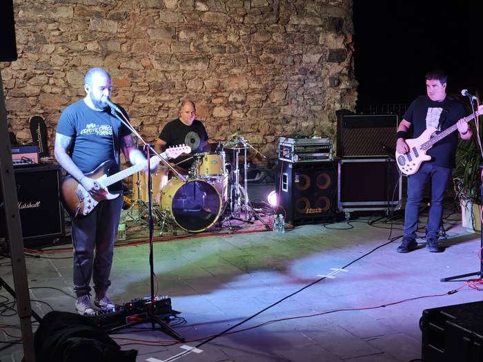 Auzo giroan gozatu dituzte M 33 1759049354433