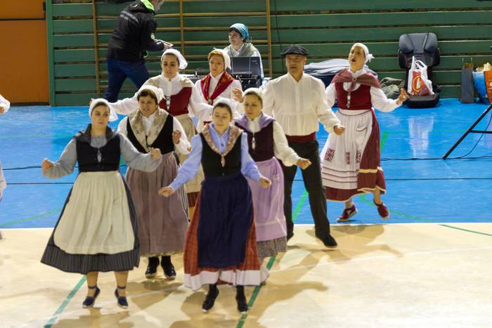 Itxarkundiak ehunka lagun ba 30 1513676922279