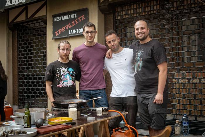 Paella txapelketarekin berot 32 1756728296574