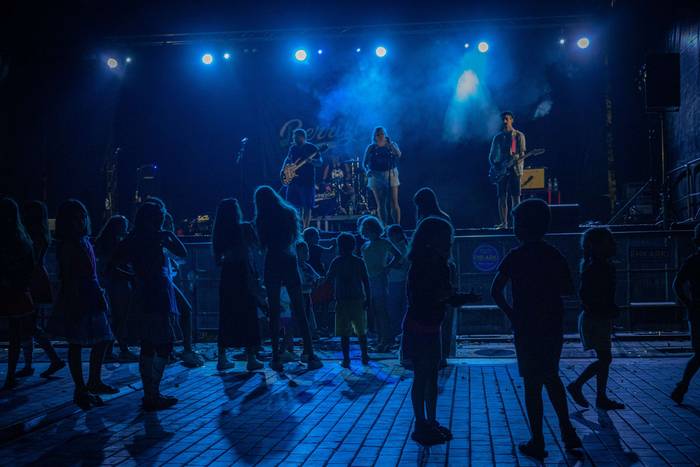 Su artifizial eta musika art 15 1755471995564