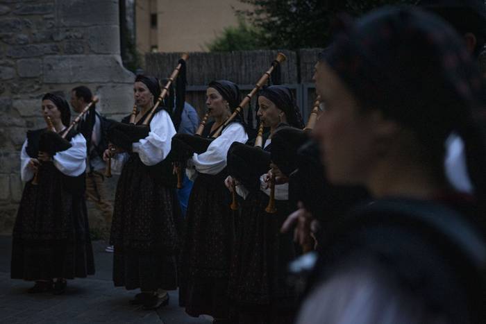 Hasiera eman diote Urdufolk  1 1759570077932