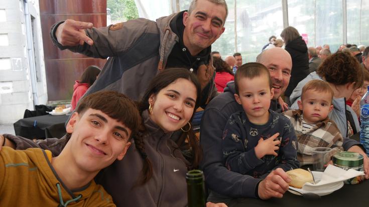 Arespalditzako jaiak giro paregabean gozatu dituzte asteburuan