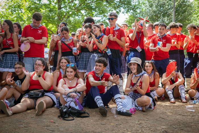 Amurrioko Kuadrillek ate jok 59 1755001156541