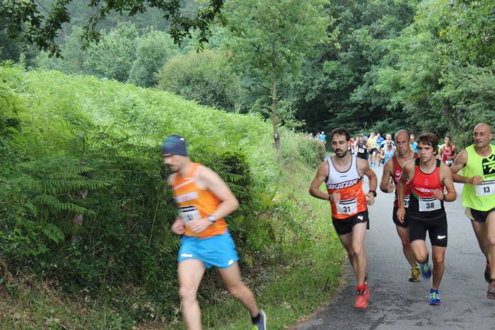 Auzoko mendiak zeharkatu zit 2 1498470598798