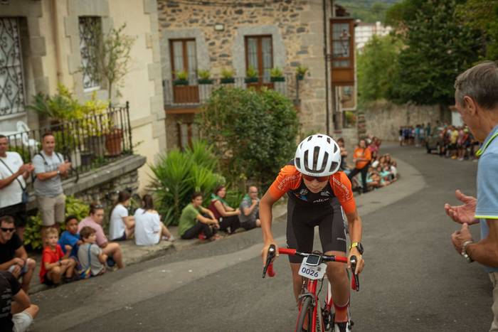 Bizikletak irudimenez jantzi 118 1757326016250