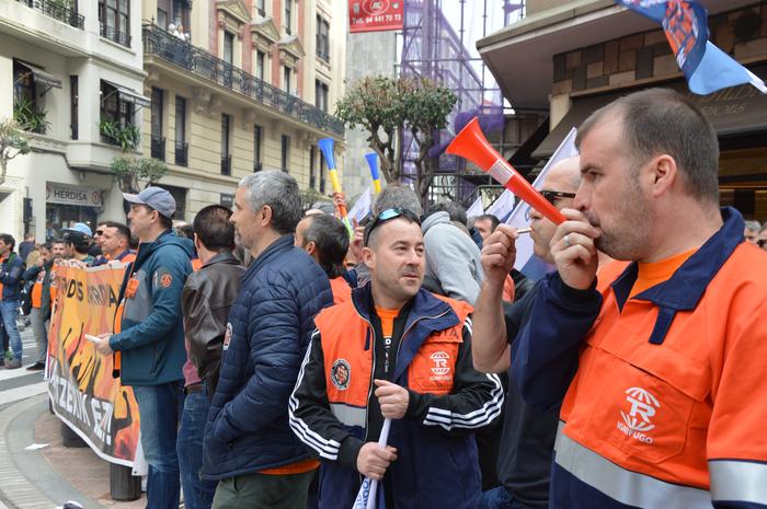 Tubos Reunidoseko bulego nag 5 1772196507669