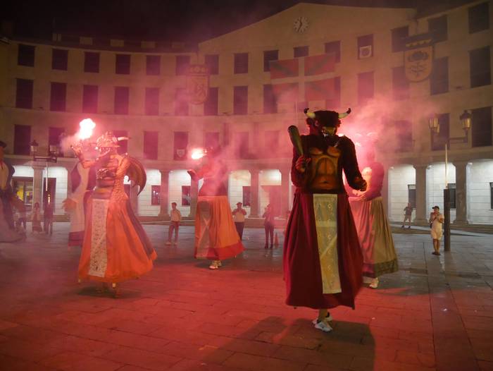 Dantza eta sua uztartu zitue 80 1661604377494