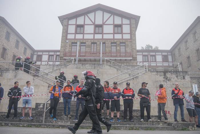 Giza katea osatu dute Tubos  9 1776687336560