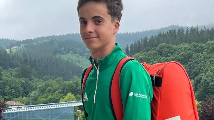 Ander Urquiza pozik itzuli da Espainiako Tenis Txapelketatik