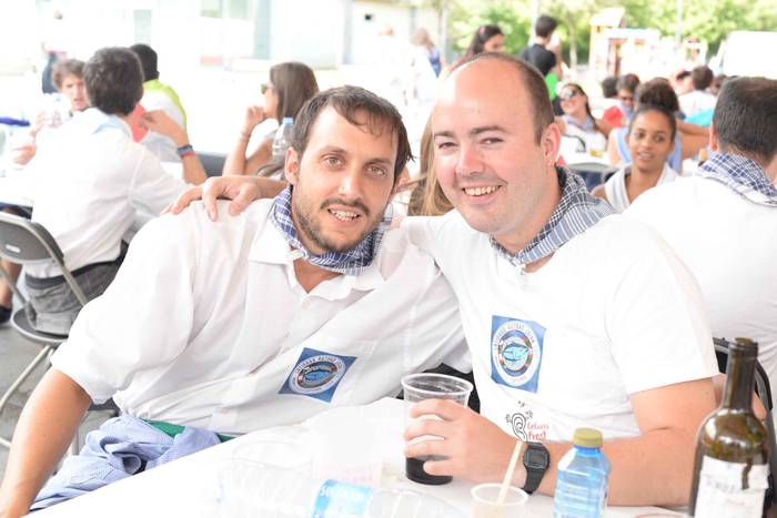 Aldai plaza txiki geratu da  160 1503895391754