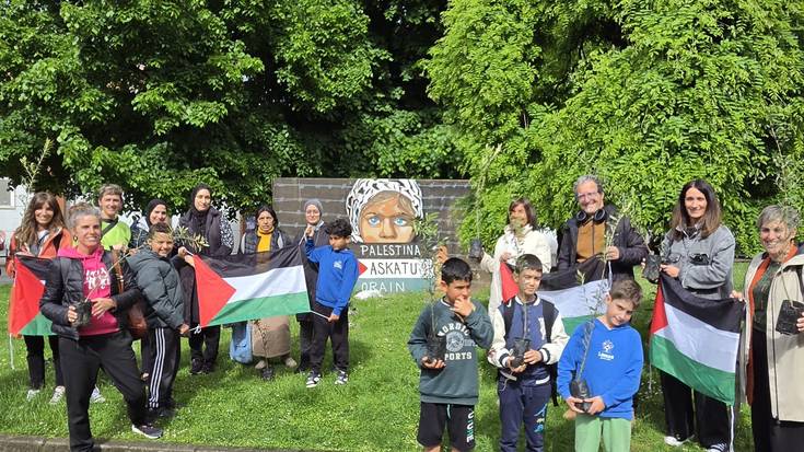 Laudioko ikastetxeak olibondo bana landatzen ari dira Israelek eraildako ume palestinarrak oroitzeko