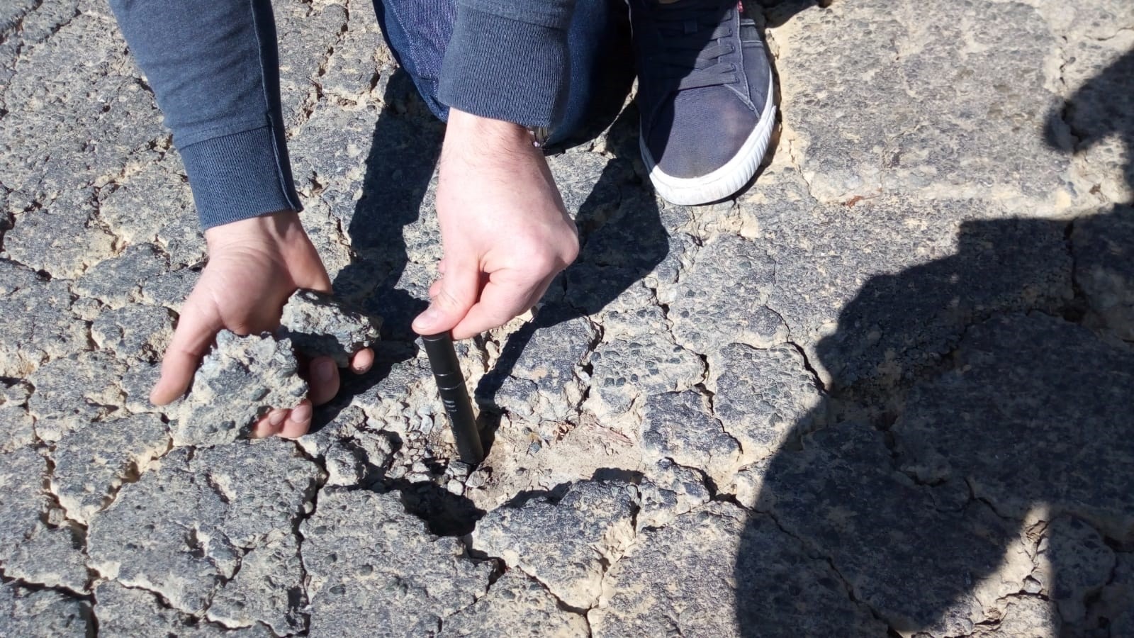 BI-3513 errepidearen egoera desegokia salatu du Orozkok, Euskal Herriko Itzulia bertatik igaroko dela-eta
