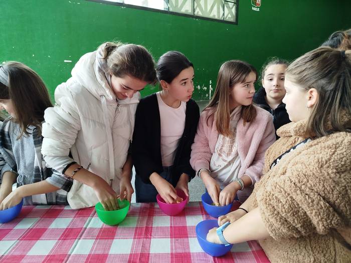 Talo eta marrazki artean osp 12 1734857193600