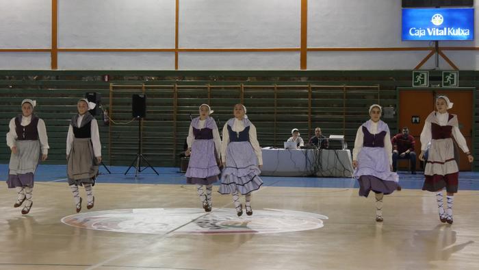 Itxarkundia taldeak Gabonetako erakustaldia egin du Laudion - 27