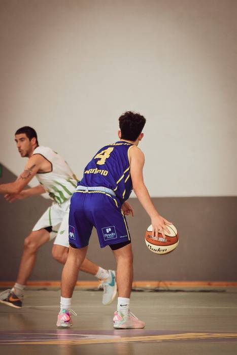 Zaraobe Saskibaloi Taldea bi 54 1748266142507