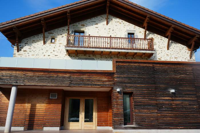 Patxita Etxean ate irekien j 26 1764665691084