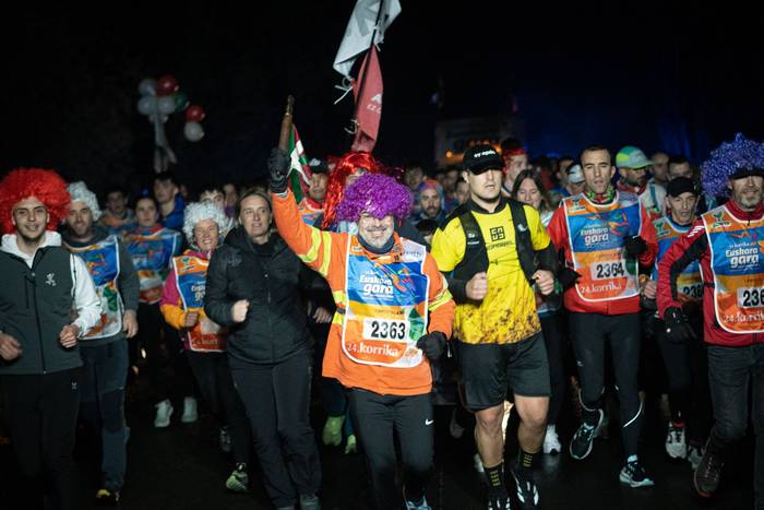 Ehunka lagun atera ditu Korr 16 1774596753251