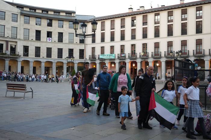 Giza katea osatu dute Gazako 7 1759863756780