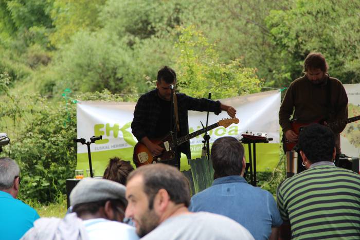 Rafa Ruedaren doinuekin giro 32 1526907340321