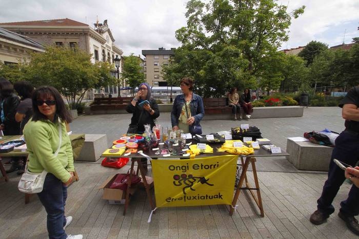 Errefuxiatuen aldeko elkarta 17 1495541404822