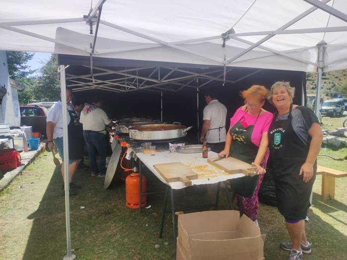 Aiaraldear ugari batu ziren  9 1757316263661