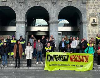 "Mobilizazio mugagabea" abiatu dute Amurrioko Udaleko langileek "negoziazio eraginkorra" eskatzeko