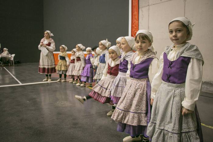 Ubixeta dantza taldeak dantz 12 1766416362342