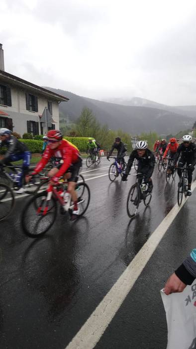 Aiaraldea zeharkatu du Euska 1 1555016182215