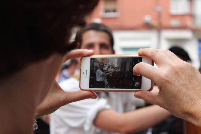 Sokatik tiraka itzuli dira j 15 1503500301693