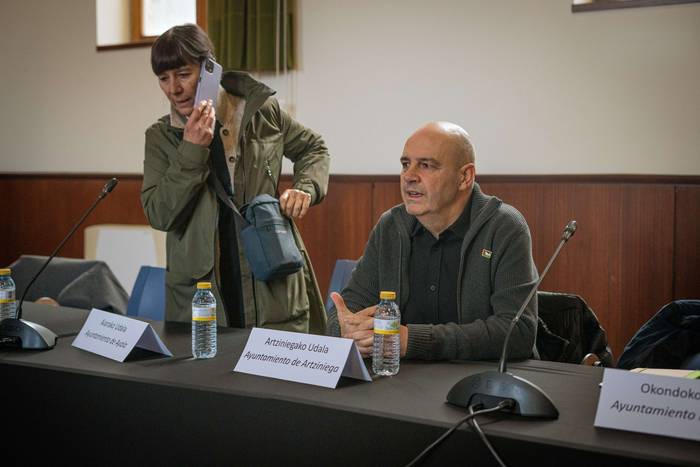 Protesta artean ekin du bide 28 1764159851230