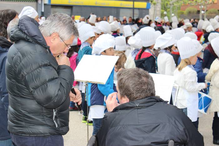 San Anton plazan egin dute u 14 1493306295803