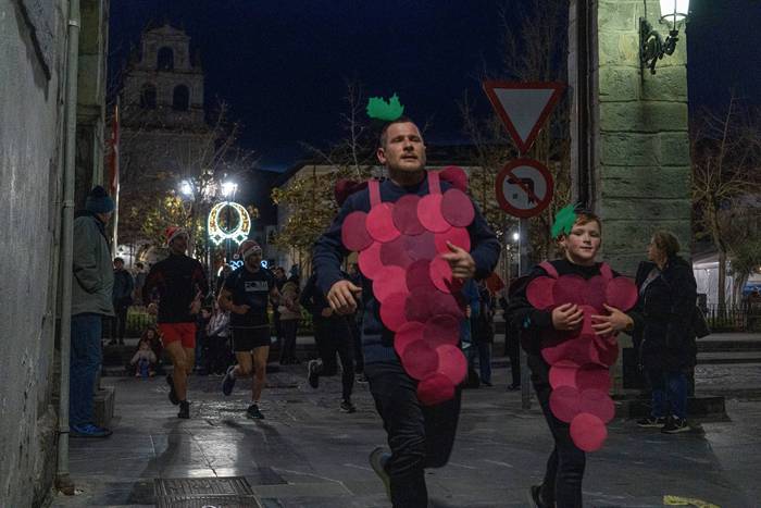 Mozorroak eta umorea nagusi  47 1767320150012