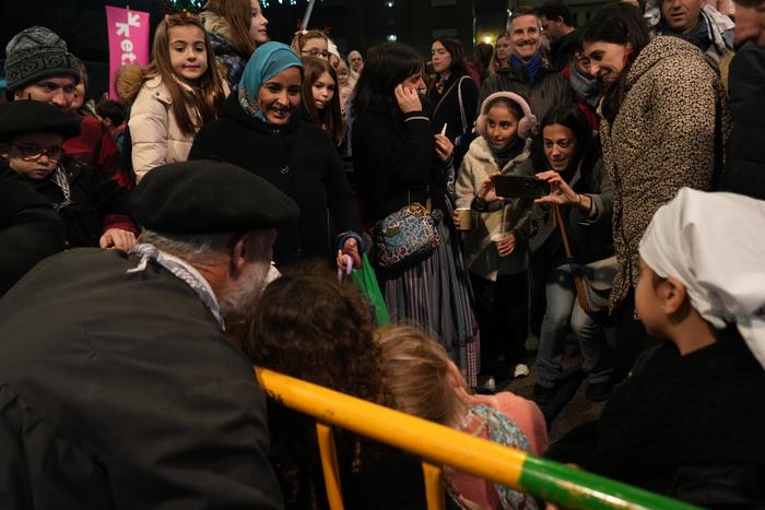 Kalejorarik gabe, baina jend 9 1766614724053