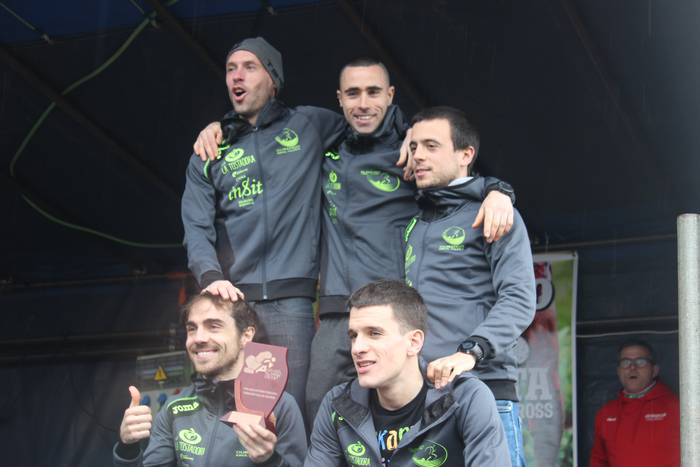 Ehunka lasterkarik bete ditu 148 1518376283021