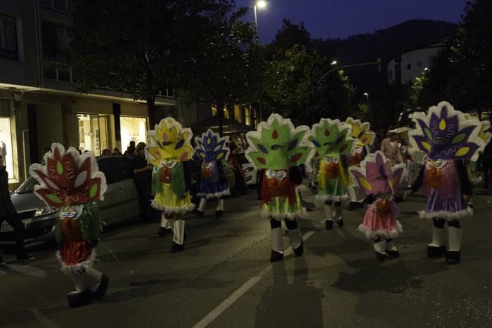 Mozorro koloretsuek ziprizti 73 1488199402103