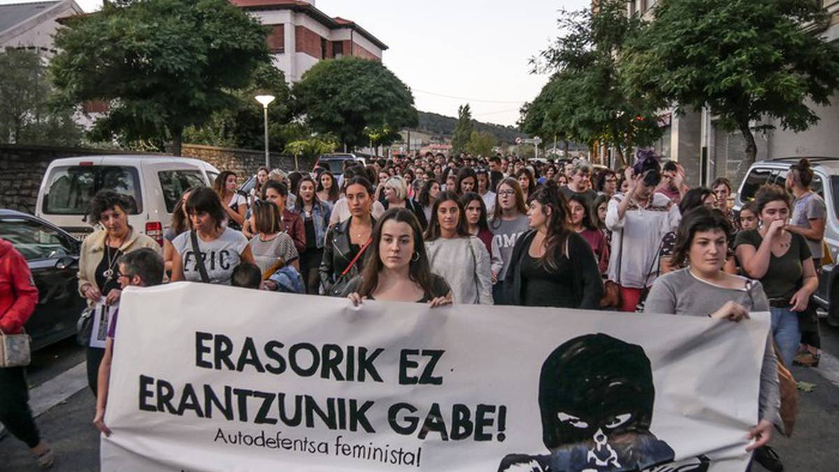 Otxomaio jaietan egondako "eraso matxista larriak" salatu ditu Jaiak Koordinatzeko Mahaiak